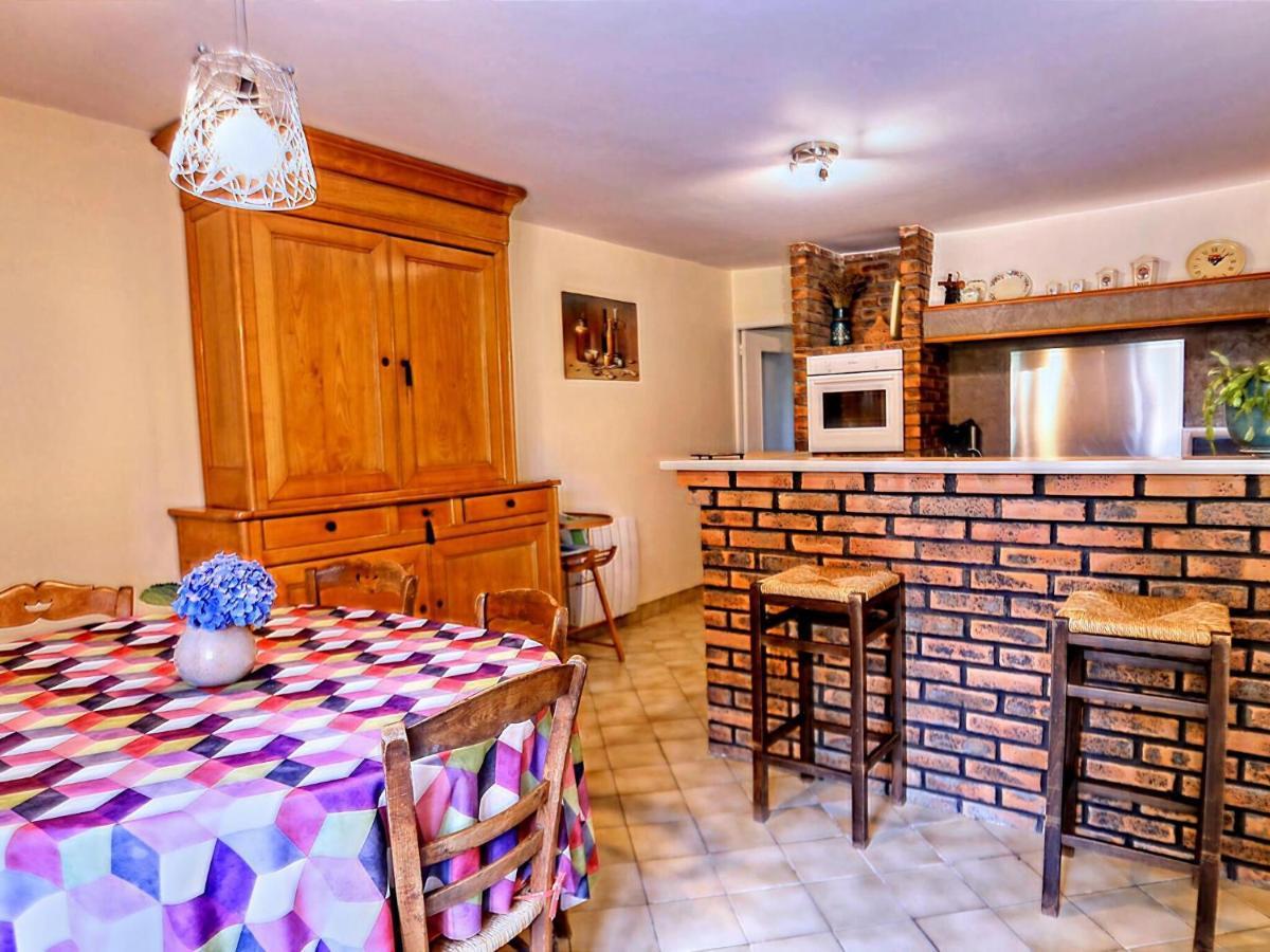 Holiday Home Close To Normandy Montaigu-les-Bois Eksteriør bilde